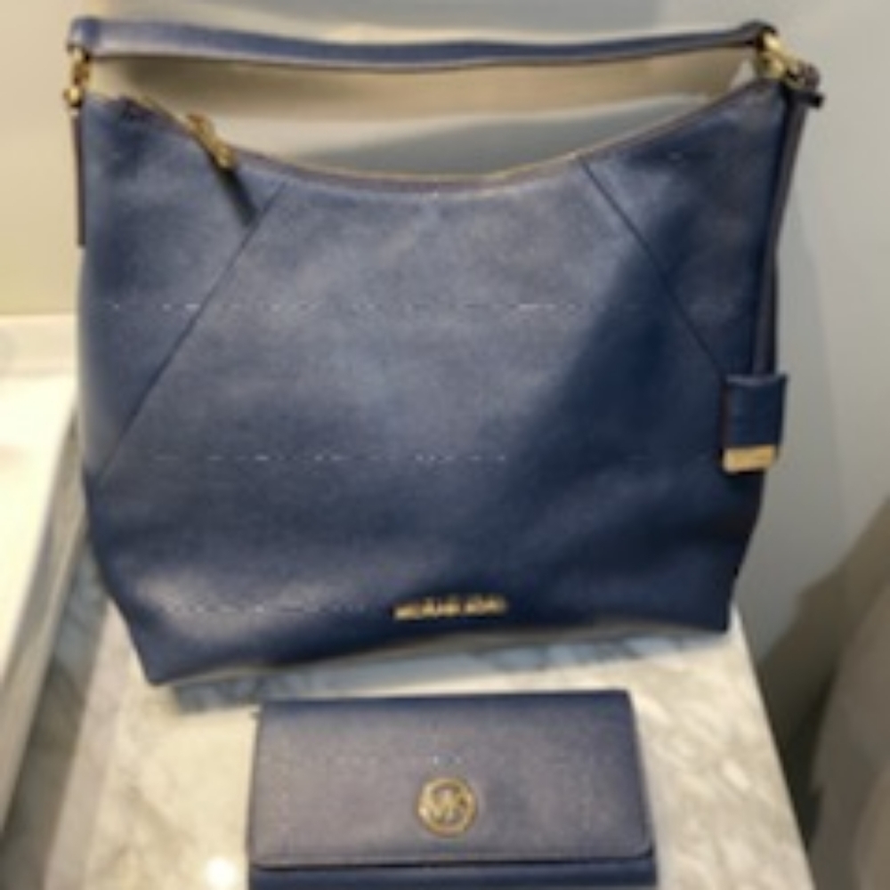 Michael kors shoulder bag and wallet - Picture 2 of 9